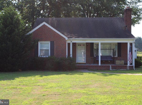 596 JESSIE DUPONT MEMORIAL HIGHWAY, BURGESS, VA 22432