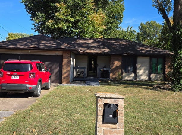 712 S Barnes Avenue, Springfield, MO 65802
