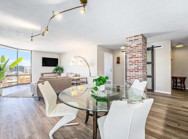 1625 Larimer St, Denver, CO 80202