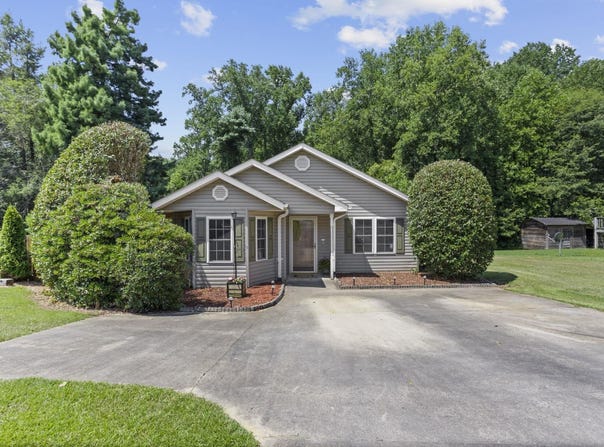114 Darleen Avenue, Easley, SC 29640
