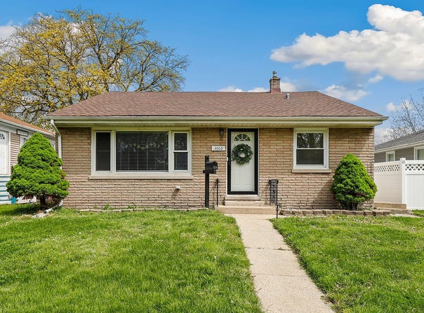 3668 Adams Street, Lansing, IL 60438