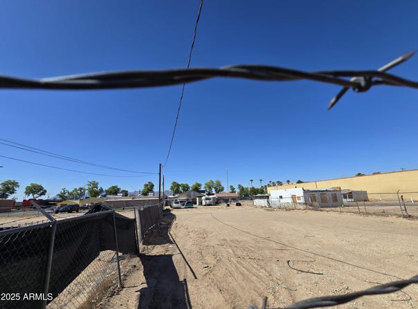 12 N 6TH Street, Avondale, AZ 85323