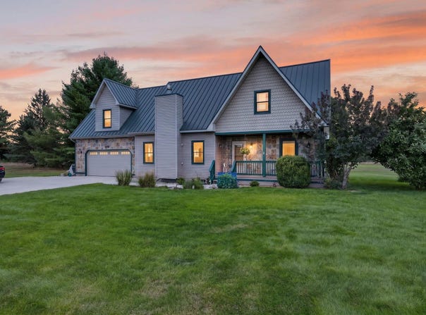 7700 Red Fox Road, Canadian Lakes, MI 49346