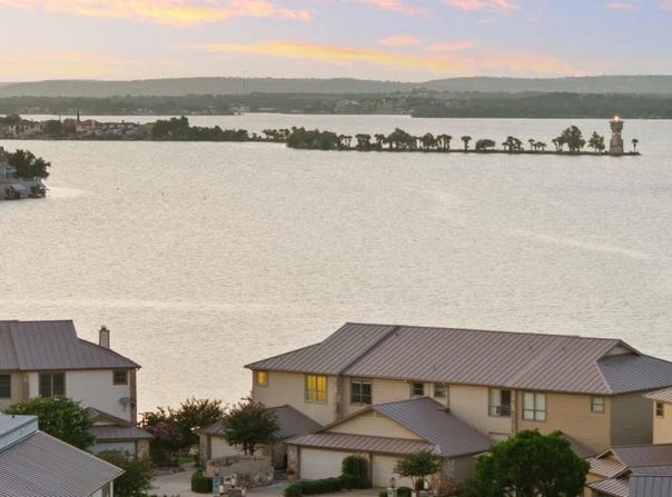625 Horseshoe Bay North Boulevard, Horseshoe Bay, TX 78657