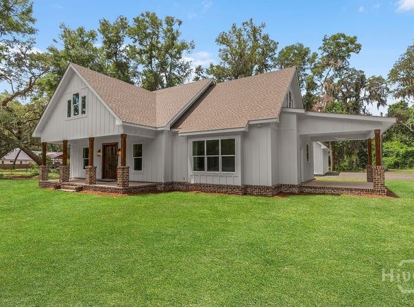 519 McIntosh Road, Darien, GA 31305