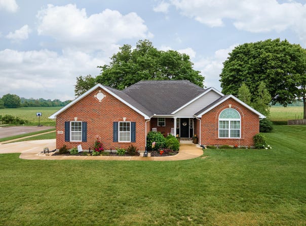 725 Loxley Lane, Troy, OH 45373