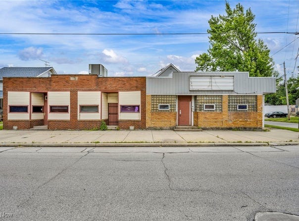 1757 Oberlin Avenue, Lorain, OH 44052