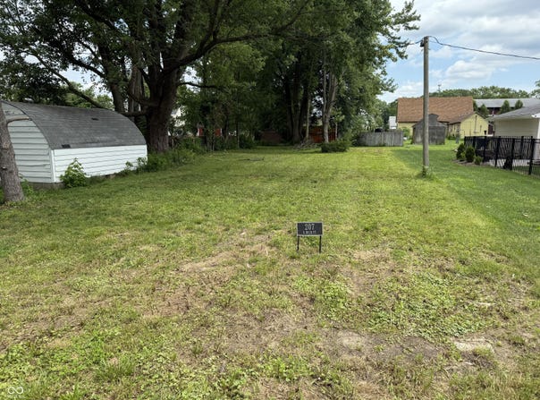 207 S Buck Street, Whitestown, IN 46075