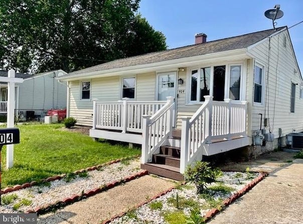 404 CARL AVENUE, LINTHICUM HEIGHTS, MD 21090