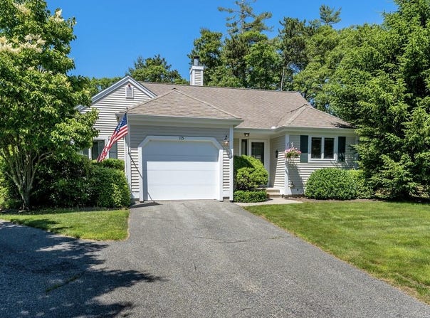 115 Pine Hill Boulevard, Mashpee, MA 02649