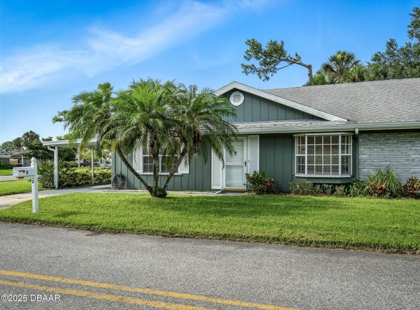 2 Birdie Drive, New Smyrna Beach, FL 32168