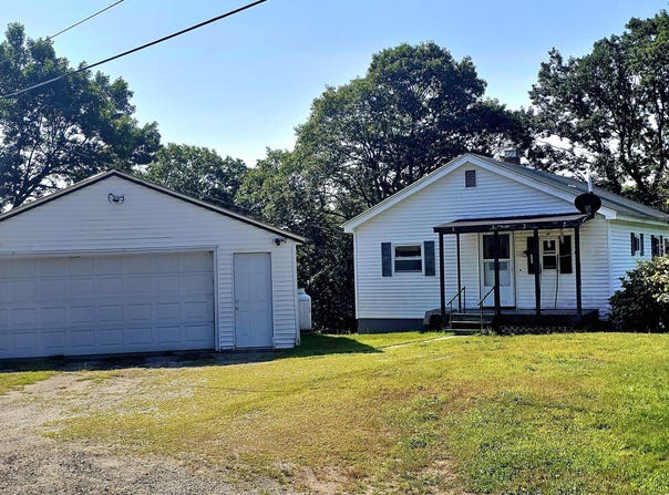 7 Big Pine Road, West Gardiner, ME 04345