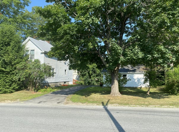 80 High Street, Fairfield, ME 04937