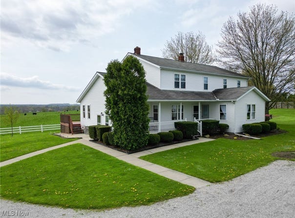 16321 Burton Windsor Road, Middlefield, OH 44062