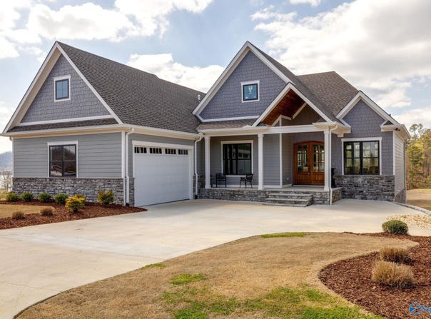 90 Gl Ridge Circle, Guntersville, AL 35976