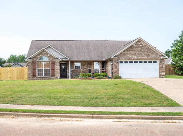 204 Eura Cove, OXFORD, MS 38655