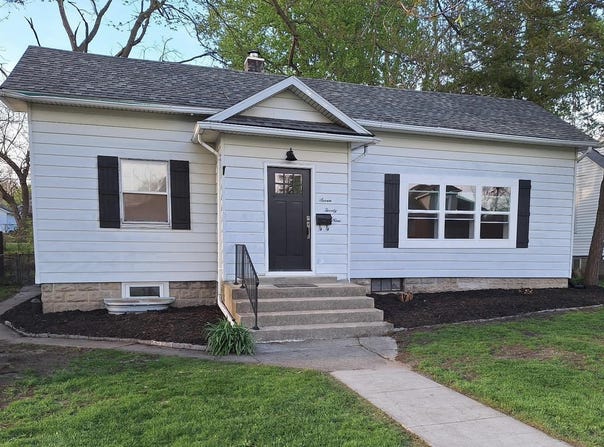 729 E Main Street, Warsaw, IN 46580