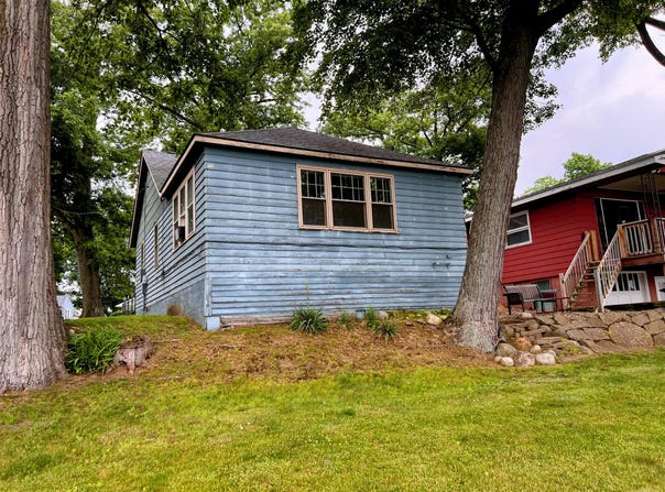 334 Grayson Road, La Porte, IN 46350