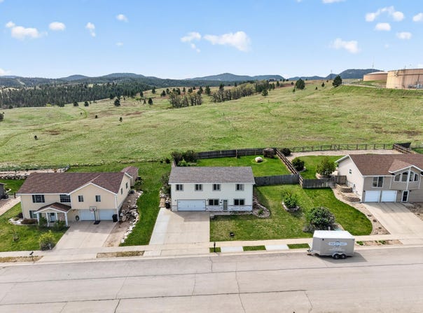 3409 Roughlock Lane, Spearfish, SD 57783