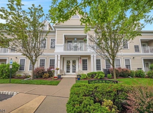 7013 Brookfield Glen Dr, White Twp., NJ 07823-2859