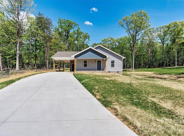 102 Kerda Street, Taylorsville, NC 28681