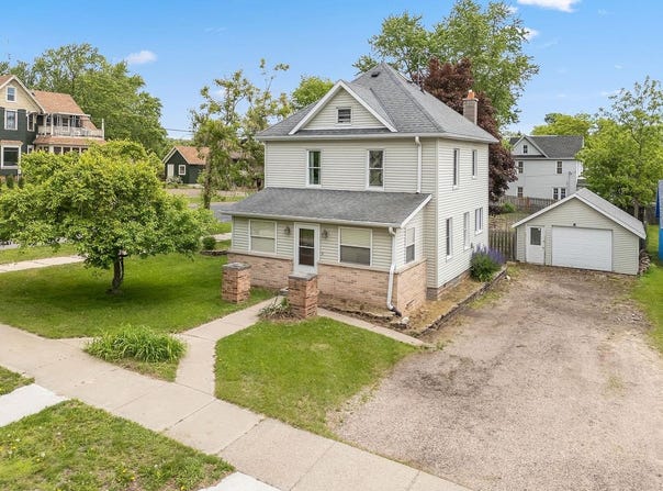 246 Laurel Street, Reedsburg, WI 53959