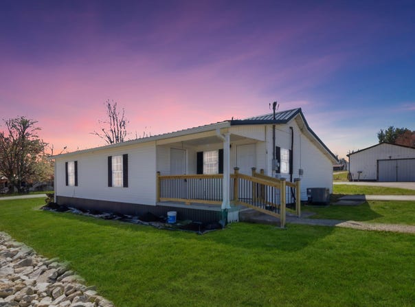 15 Brown Colyer Road, Eubank, KY 42567