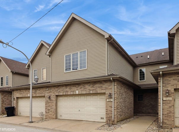 1541 W Asher Street, Chicago, IL 60643