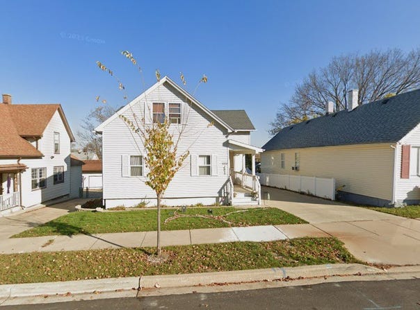 1028 Elizabeth Street, Joliet, IL 60435