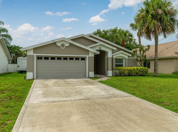 6316 Ungerer Street, Jupiter, FL 33458