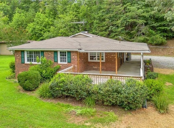 1618 Glenn Carlton Road, Boomer, NC 28606