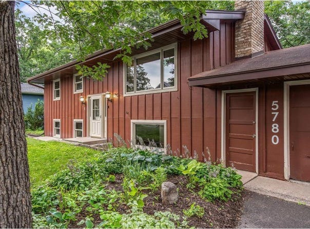 5780 Lake Avenue, White Bear Lake, MN 55110