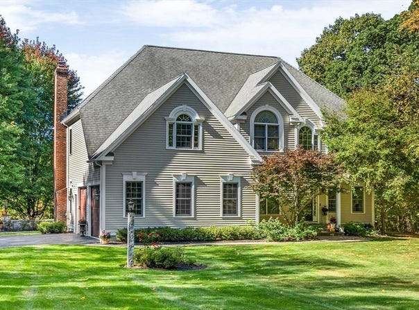 14 Glen Rd, Hopkinton, MA 01748