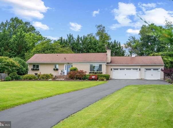 2400 PEACHSTONE COURT, SILVER SPRING, MD 20905