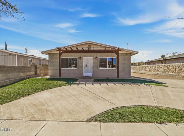 133 FOURTH, Sunland Park, NM 88063