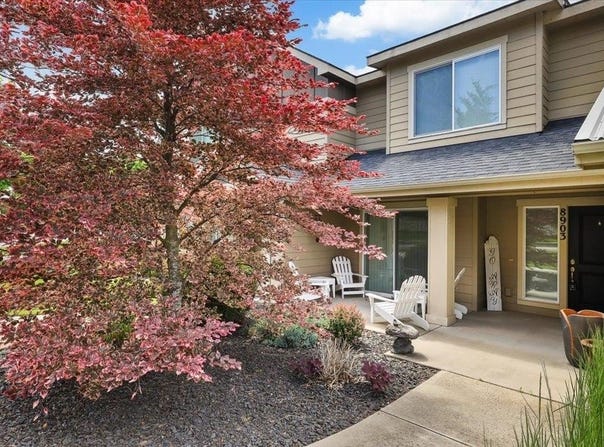 8903 N Barnes Rd, Spokane, WA 99208