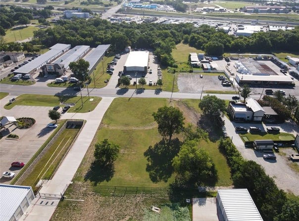 2412 Travis Street, Sherman, TX 75092