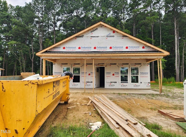 310 S Eastwood Drive, Benson, NC 27504