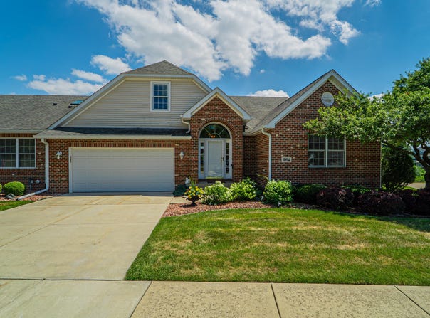 964 Ryan Court, Crown Point, IN 46307