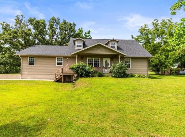 931 Rooffener Road, Macks Creek, MO 65786