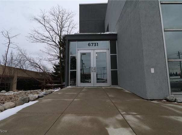 6731 Ridge, Parma, OH 44129
