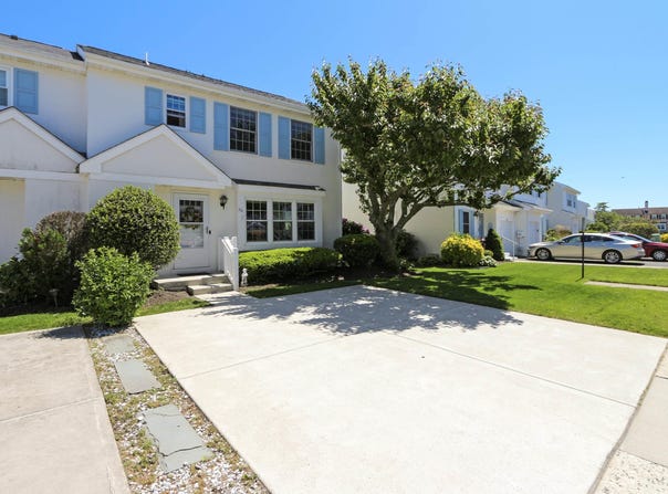 306 Seashell Ln, Brigantine, NJ 08203