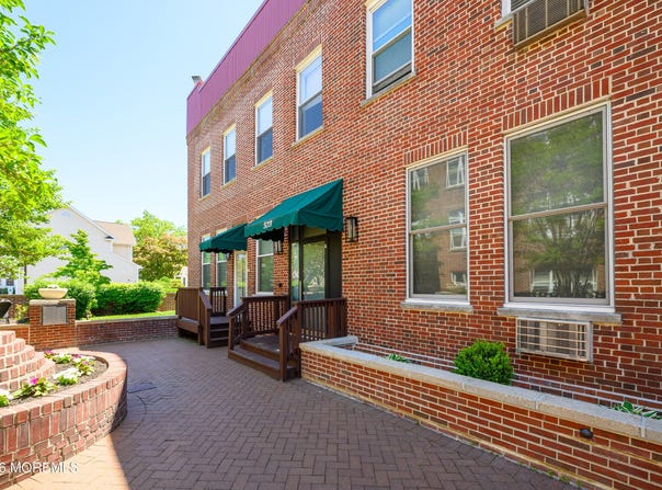 523 Trinity Place, Westfield, NJ 07090