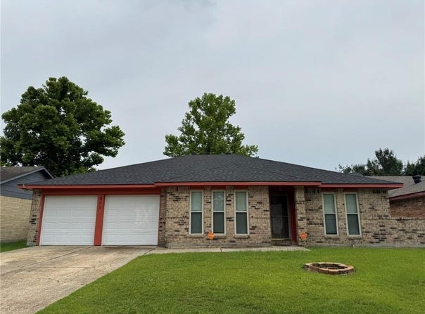 205 HOLLOW ROCK Court, Slidell, LA 70461