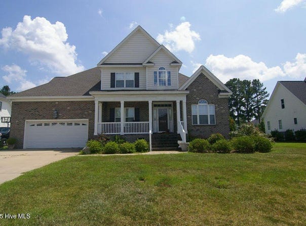 720 Stillwater Drive, Winterville, NC 28590