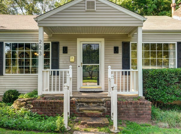 223 E Silsby Street, Springfield, MO 65807