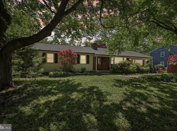 947 OLD YORK ROAD, HIGHTSTOWN, NJ 08520