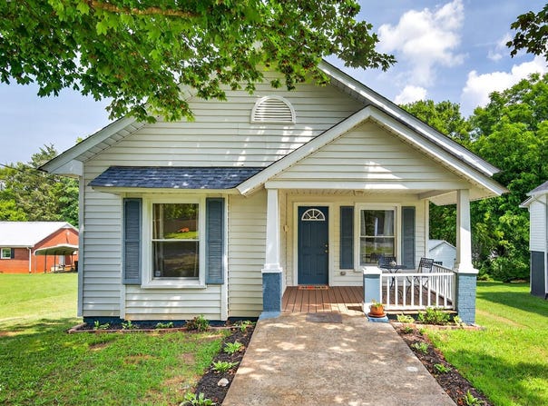 408 N Fourth/ 4th Street, Mebane, NC 27302