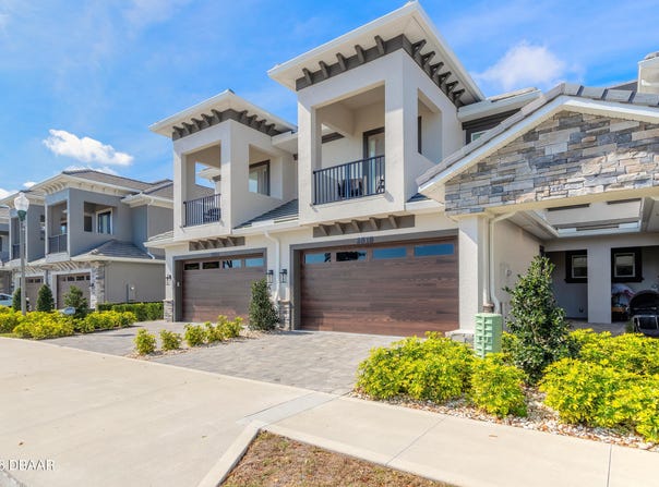 2864 Isles Way, New Smyrna Beach, FL 32168