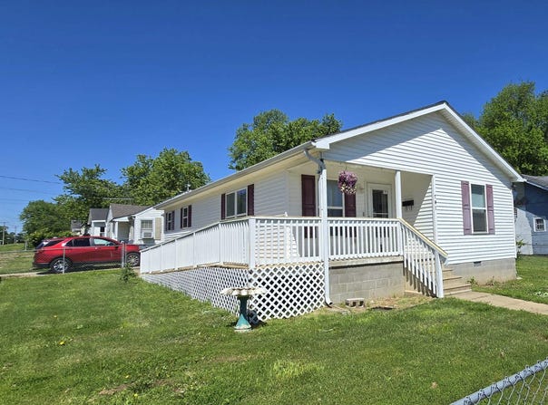 701 N 13th St, Mayfield, KY 42066